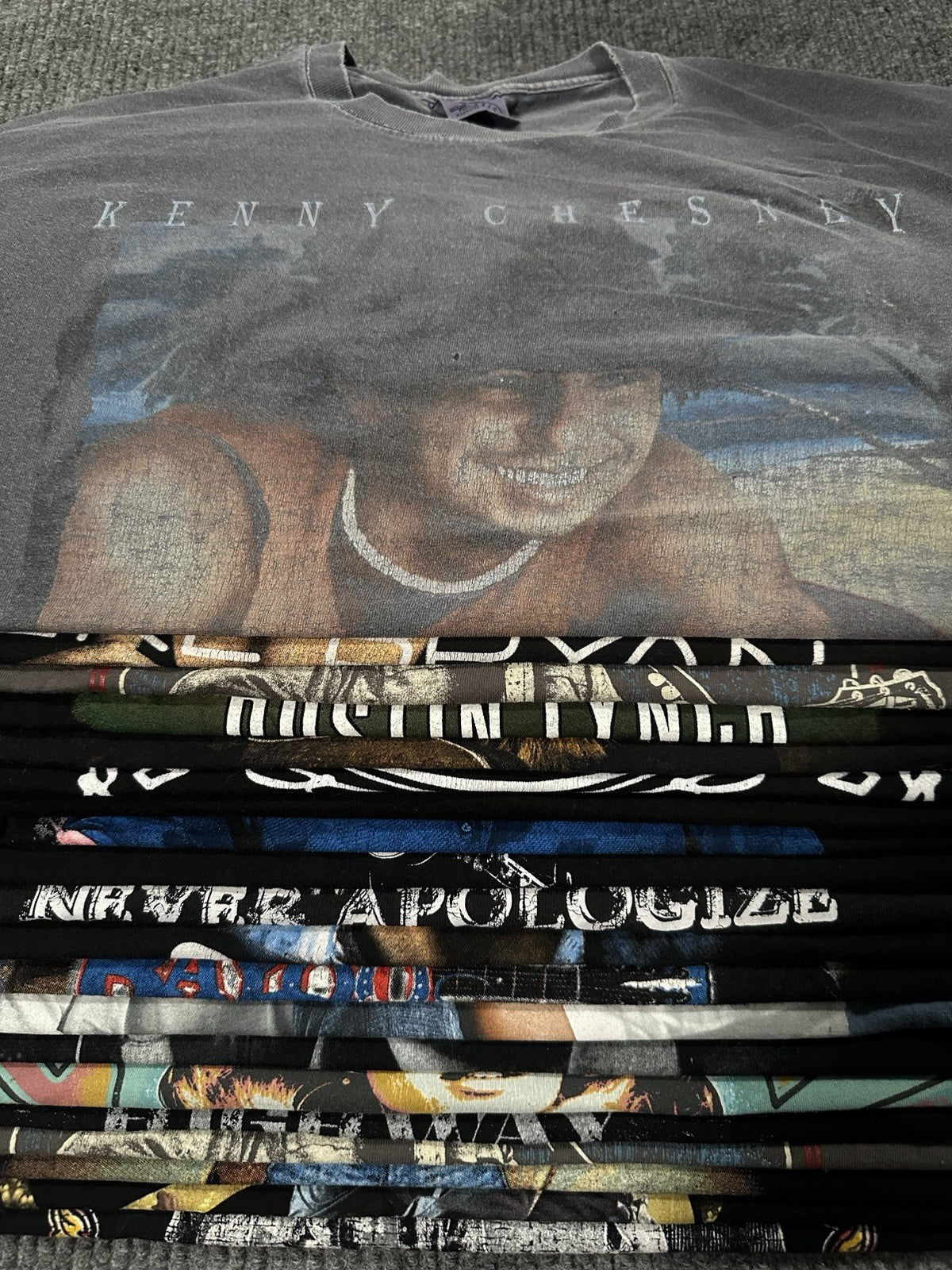 Vintage Style Country Band Tour T-Shirt Lot of 20 Tees Mix Sizes Reseller