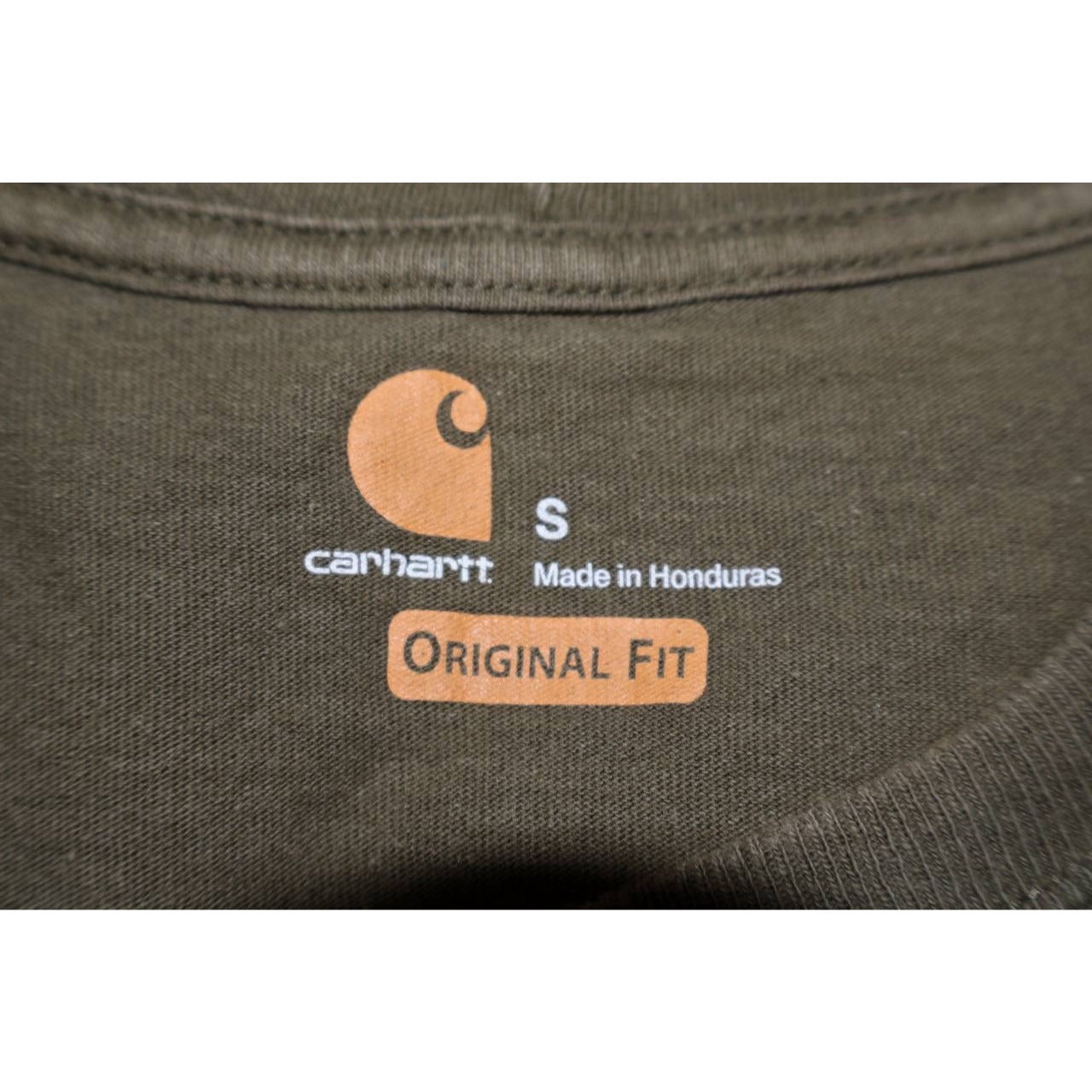 Carhartt pocket tees Small