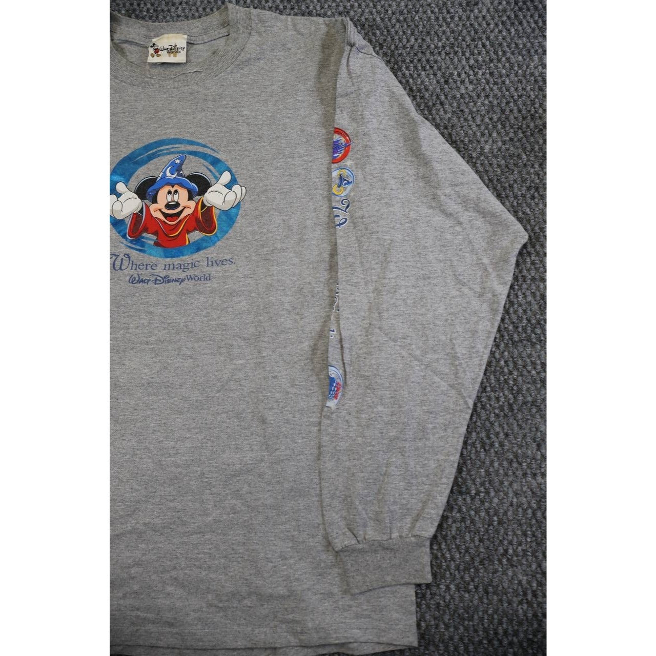 Vintage disney & looney tunes tees