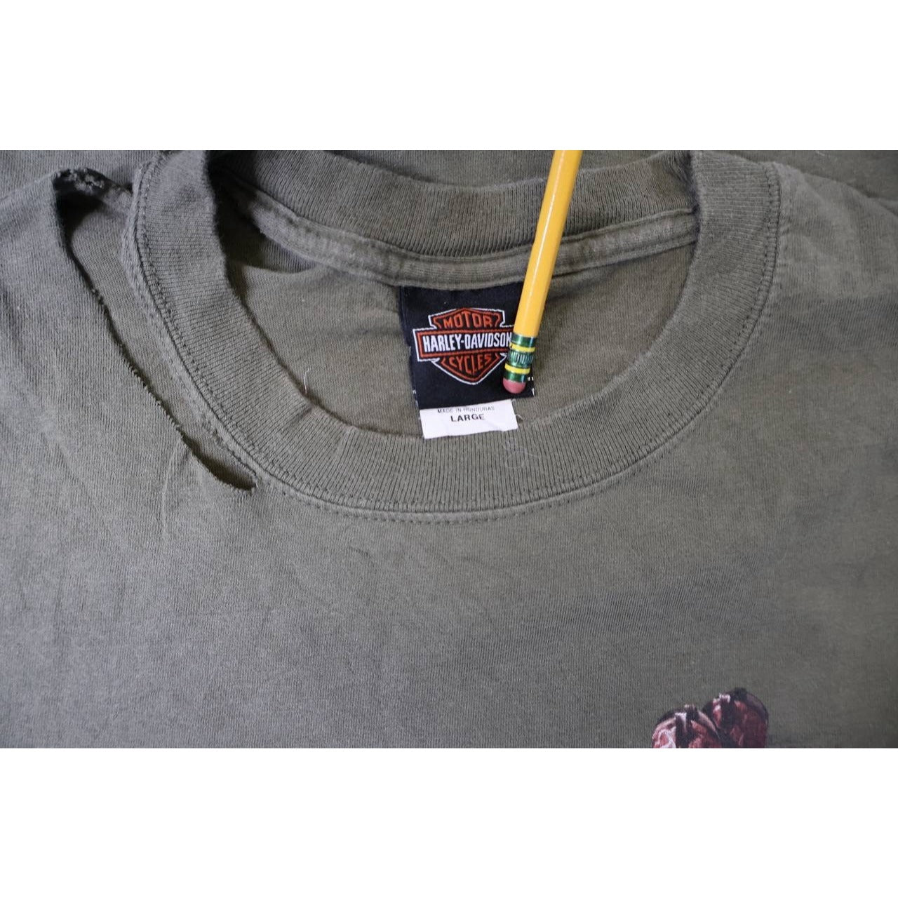 Harley Davidson Distressed or big sizes