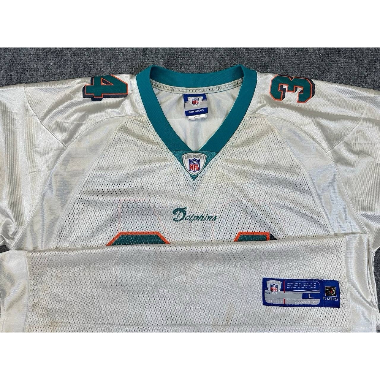 NFL Jerseys Lot